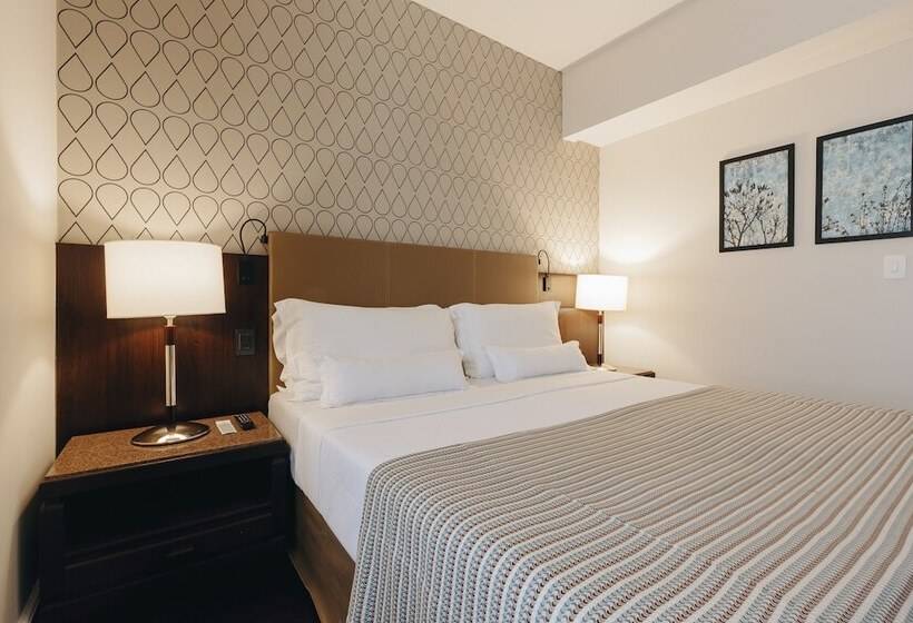 اتاق لوکس, Bourbon Hotel & Suites Curitiba
