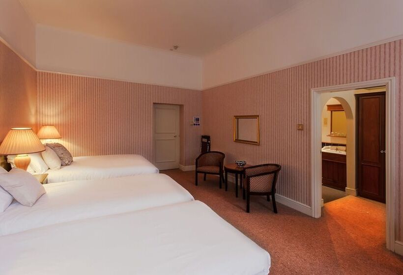 Семейный Номер, Bosworth Hall Hotel & Spa