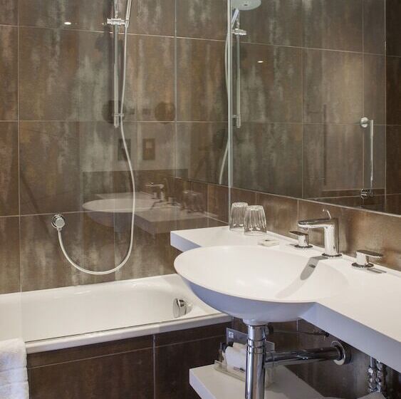 Номер Стандарт, Crowne Plaza London Kings Cross, An Ihg