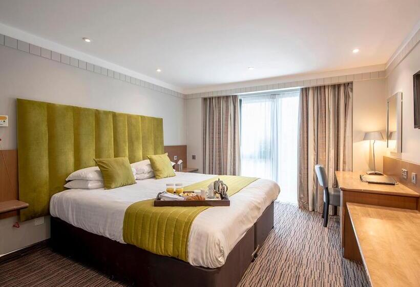 Номер Стандарт, Hogs Back Hotel & Spa