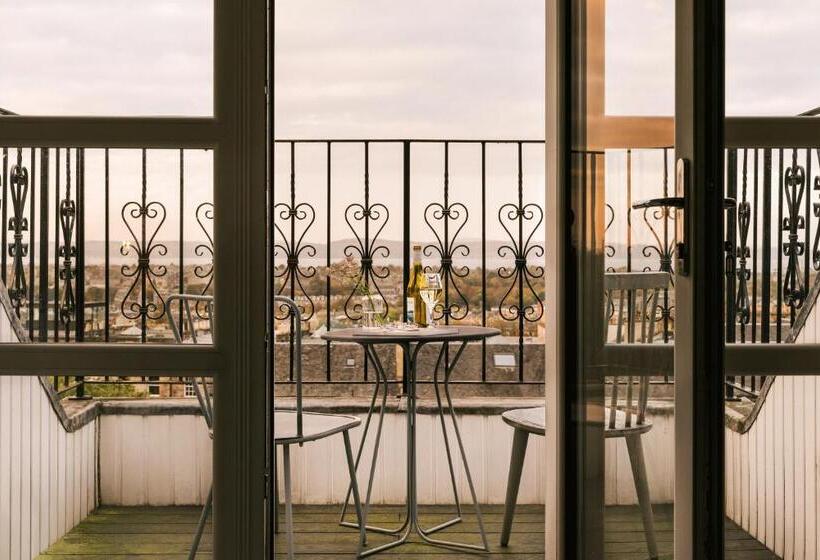 Апартаменты 1 Спальня с Балконом, Sonder Royal Garden