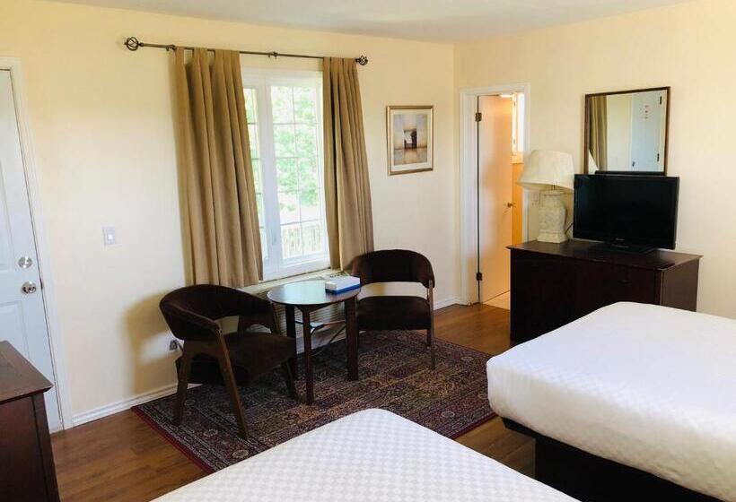Номер Стандарт, Coach House Inn