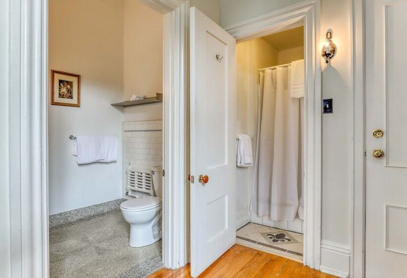 Номер Стандарт Двуспальная Кровать, Hochelaga Inn