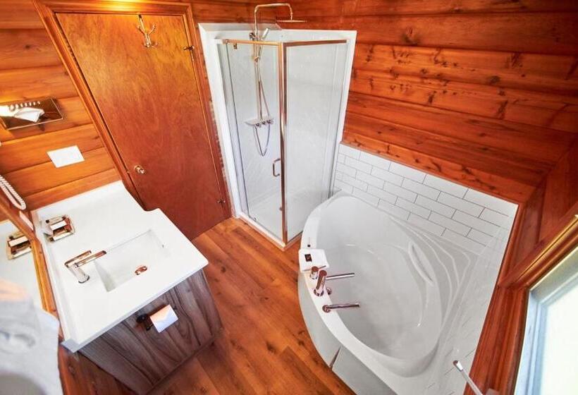Президентский Люкс, Jasper House Bungalows