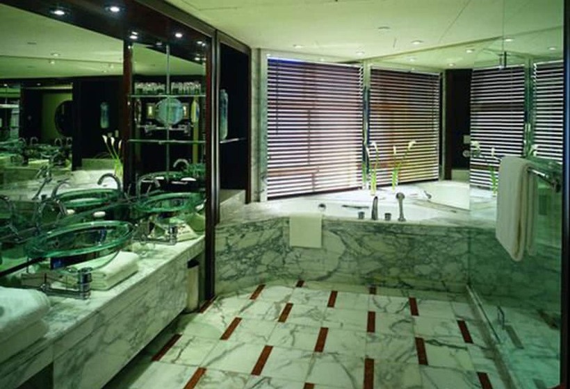 اتاق استاندارد با تخت دوبل, Grand Hyatt Shanghai