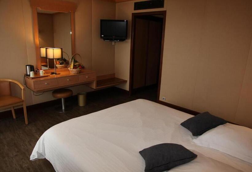 Номер Комфорт, Amirauté Hôtel Golf Deauville