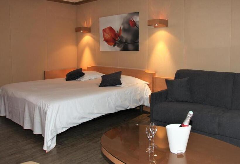 Люкс, Amirauté Hôtel Golf Deauville