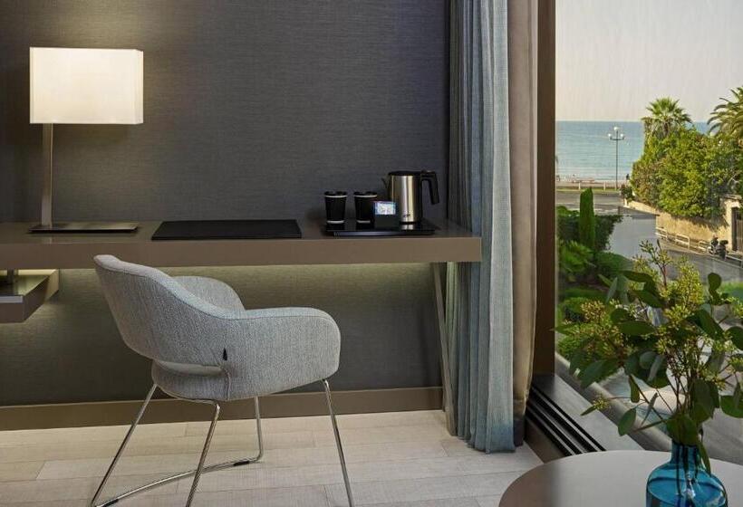 片側に海が見えるデラックスルーム, Ac Hotel By Marriott Nice