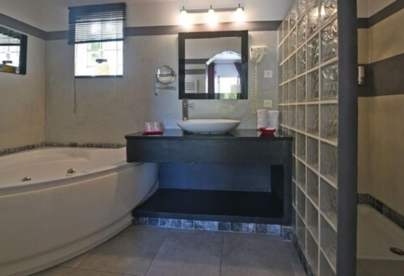 Четырехместный Номер Классик, Golfe Hôtel Porto Vecchio