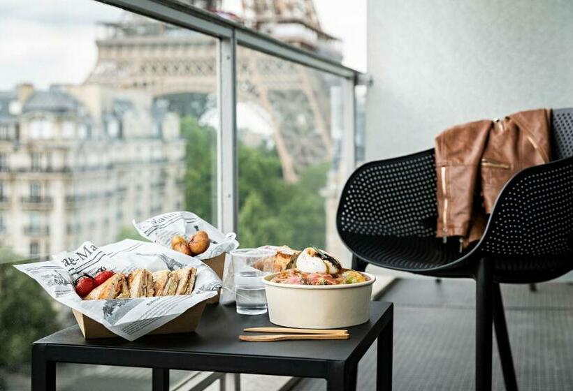 景色の見えるデラックスルーム, Pullman Paris Tour Eiffel