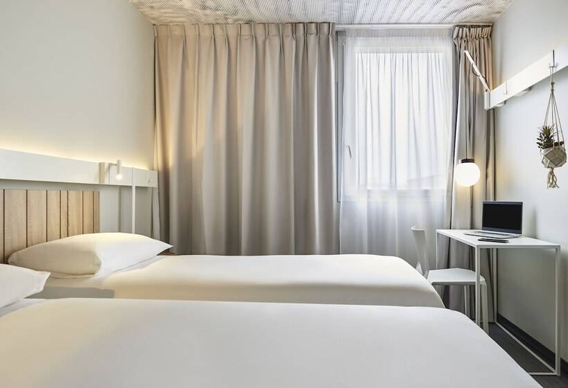 Номер Стандарт, Ibis Paris Nation Davout