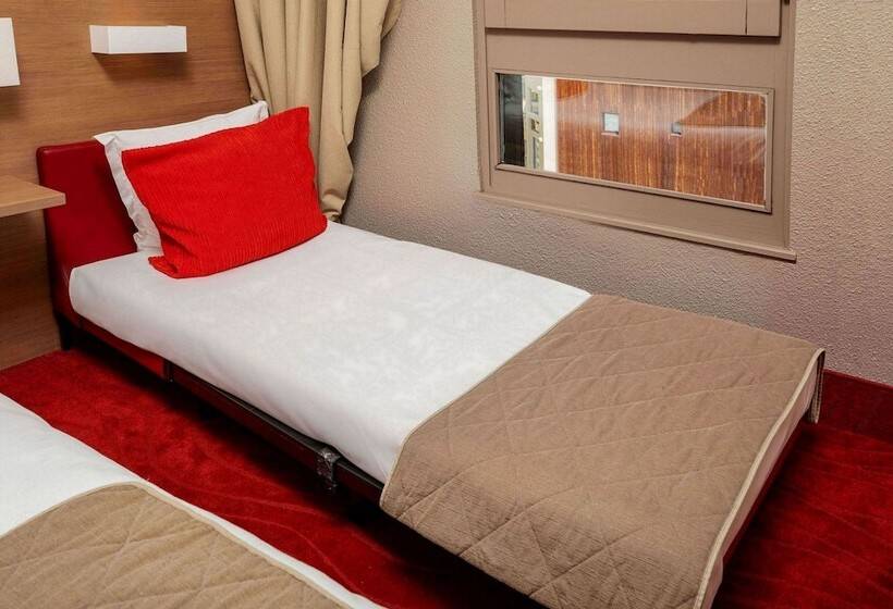 Номер Стандарт с Балконом, Sowell Hotels Le Pas Du Loup