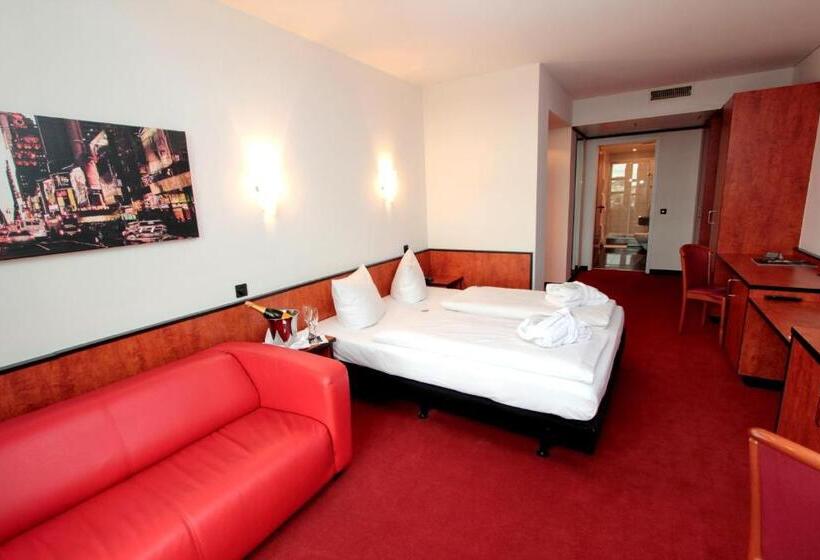 Полулюкс, Ara Hotel Comfort
