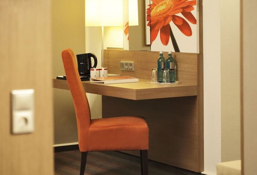 Номер Комфорт, H4 Hotel Frankfurt Messe