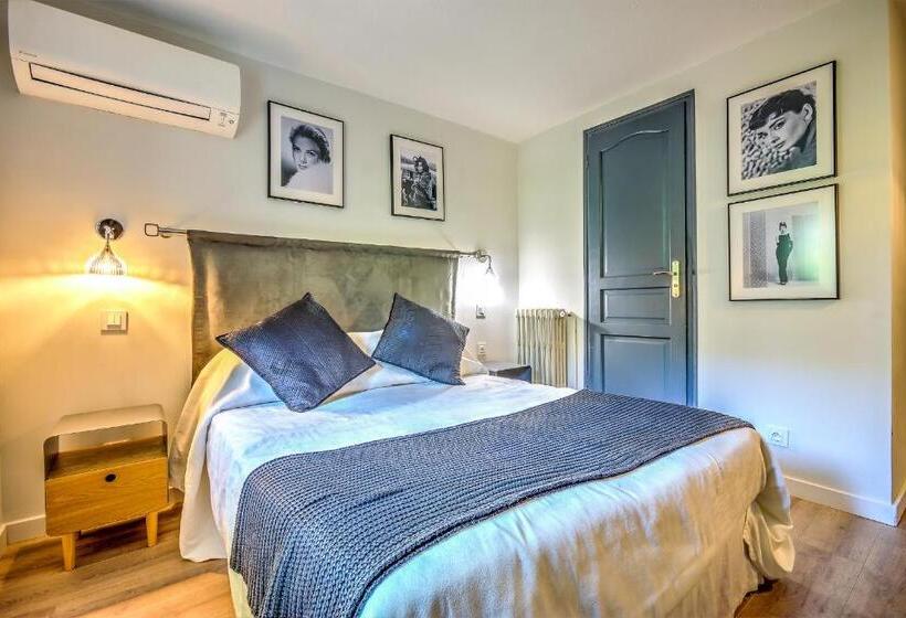 Quarto Basic, Villa Claudia Hotel Cannes Centre   Parking