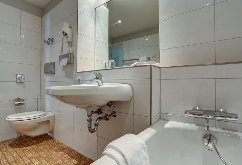 Номер Superior, Kommerzhotel Köln