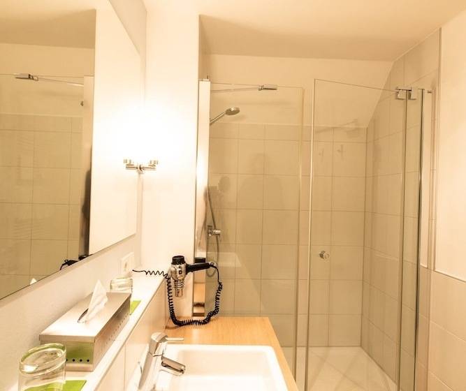 Номер Superior, Parkhotel Wolfsburg