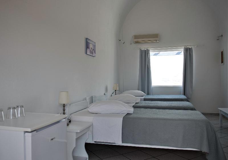 스탠다드 트리플 룸 풀장 전망, Caldera View Resort   Adults Only