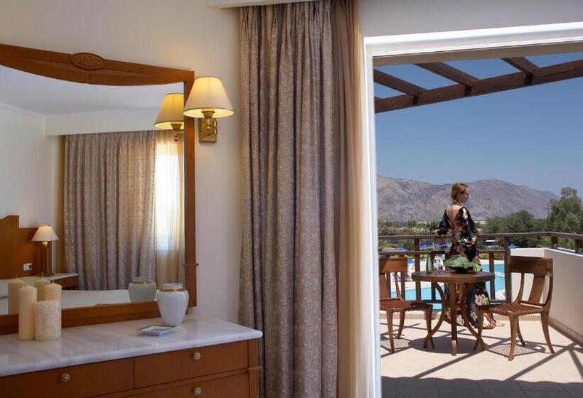 Люкс Повышенной Комфортности, Pilot Beach Resort