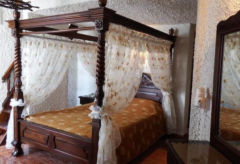 四人标准间, Porto Perissa