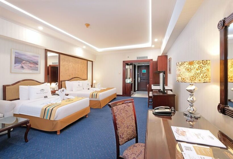 Executive Oda, Sunlake Waterfront Resort & Convention