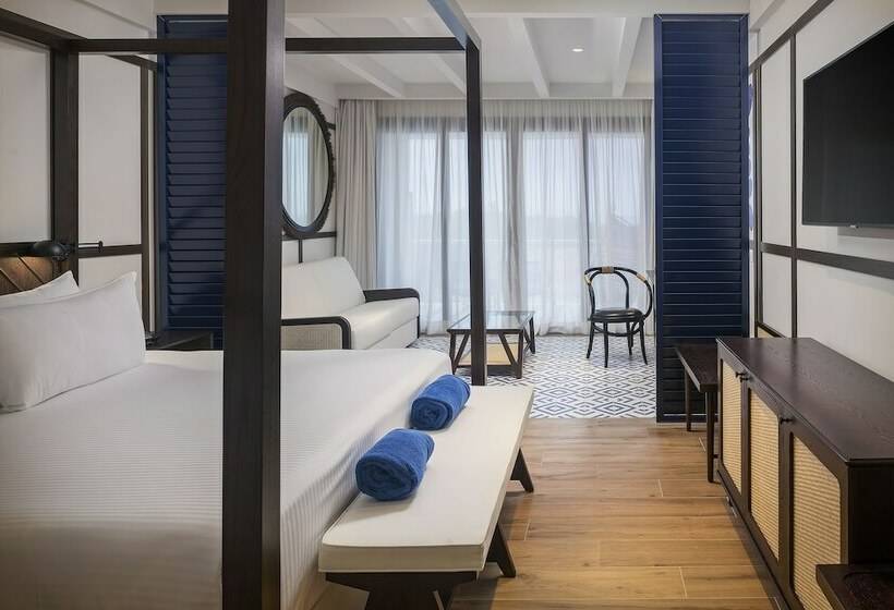 سوئیت جونیور با چشم‌انداز باغ, Ocean Coral Spring Resort - All Inclusive