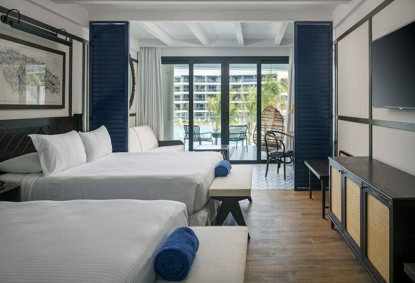 سوییت جونیور با چشم‌انداز استخر, Ocean Coral Spring Resort - All Inclusive