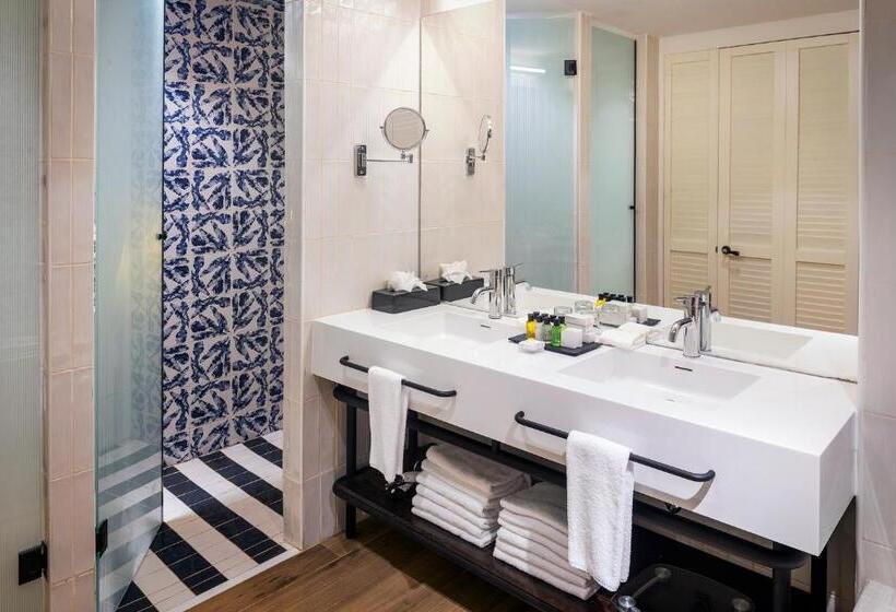 سوییت جونیور با چشم‌انداز دریا, Ocean Coral Spring Resort - All Inclusive