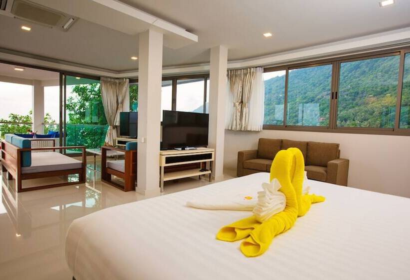 Королевский Люкс, Sunset Beach Club