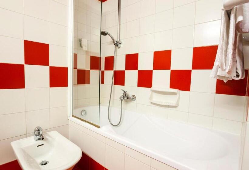 Четырехместный Номер Стандарт, Best Western Hotel Residence Italia