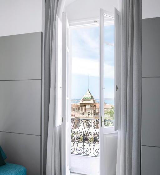 수피리어 스위트 바다 전망, Plaza E De Russie  Relais & Chateaux