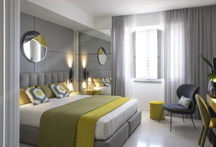 수피리어 룸, Plaza E De Russie  Relais & Chateaux