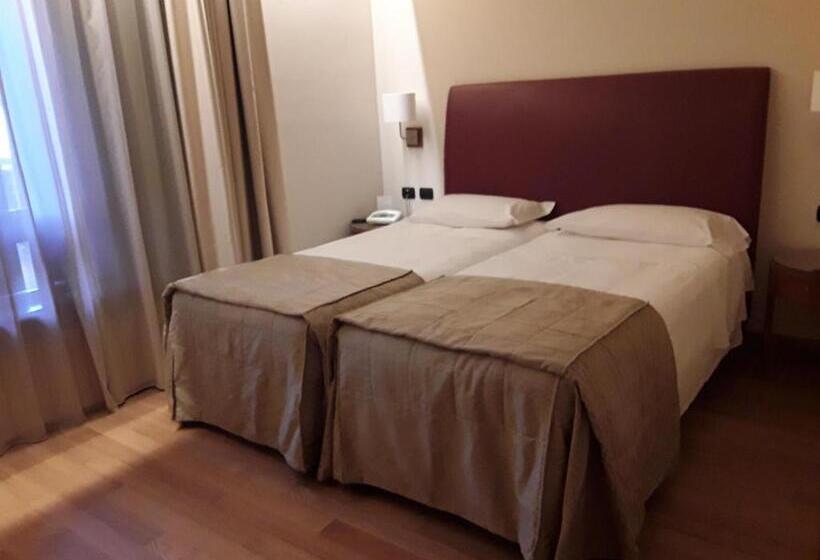 Номер Superior, Monica Hotel Fiera