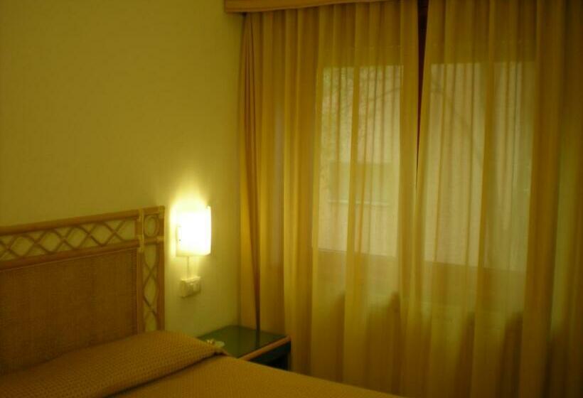 Standard-huone, Palme