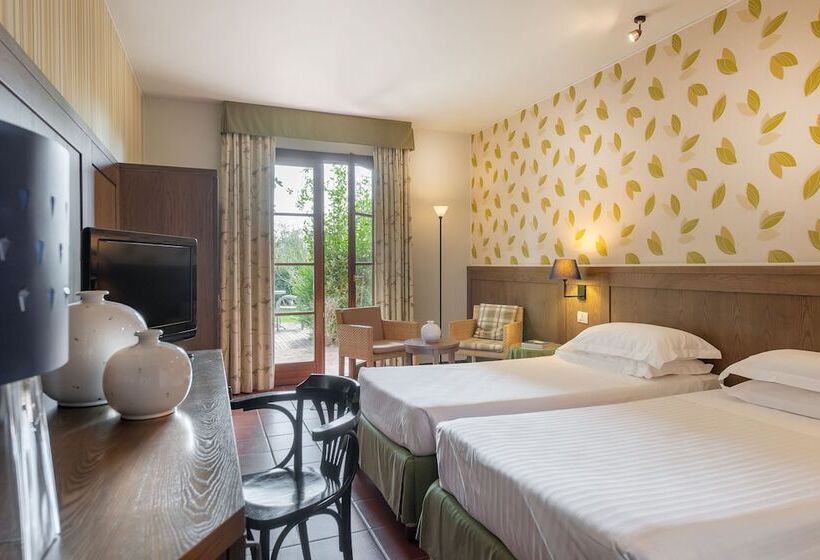 Классический Номер, Villasanpaolo Resort & Spa