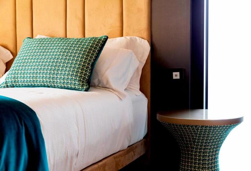 سوییت, Amadomus Luxury Suites