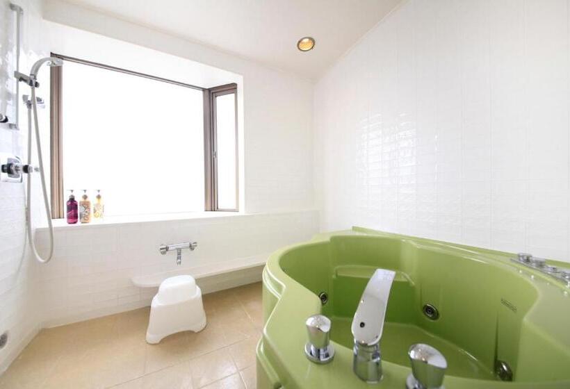 Quarto Quádruplo Estandar, Richmond Hotel Tokyo Mejiro
