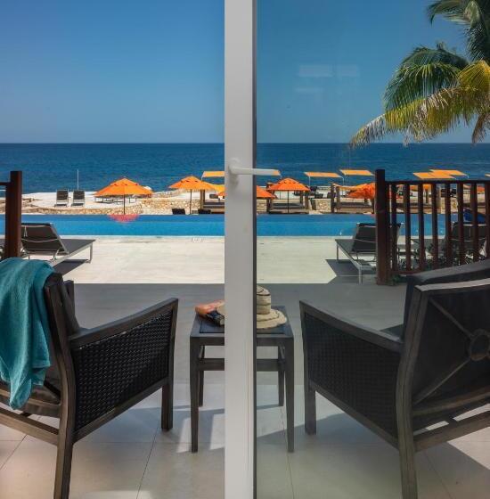 2 Bedroom Deluxe Apartment Sea View, Samsara Cliff Resort