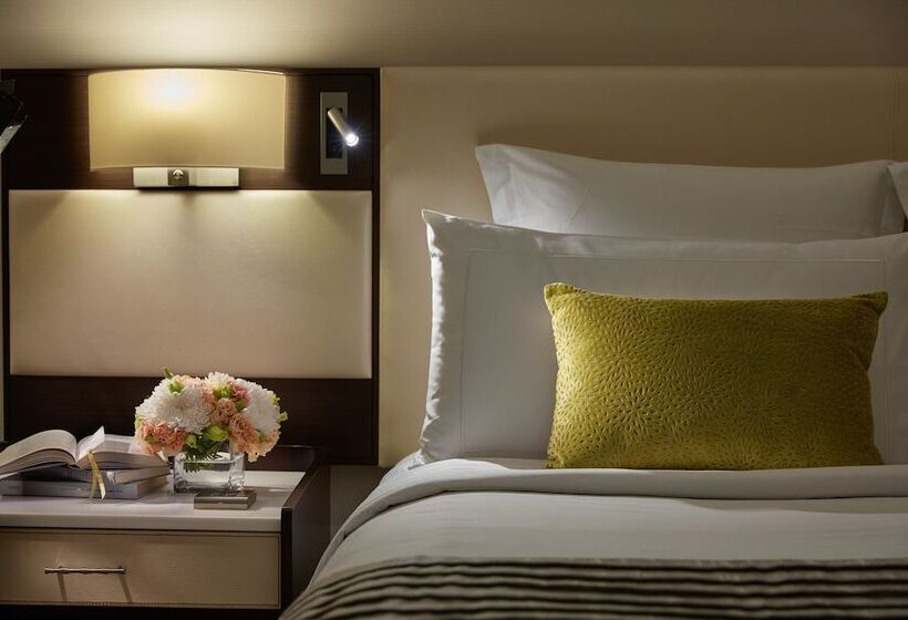 اتاق لوکس با چشم‌انداز شهر, Mandarin Oriental Kuala Lumpur