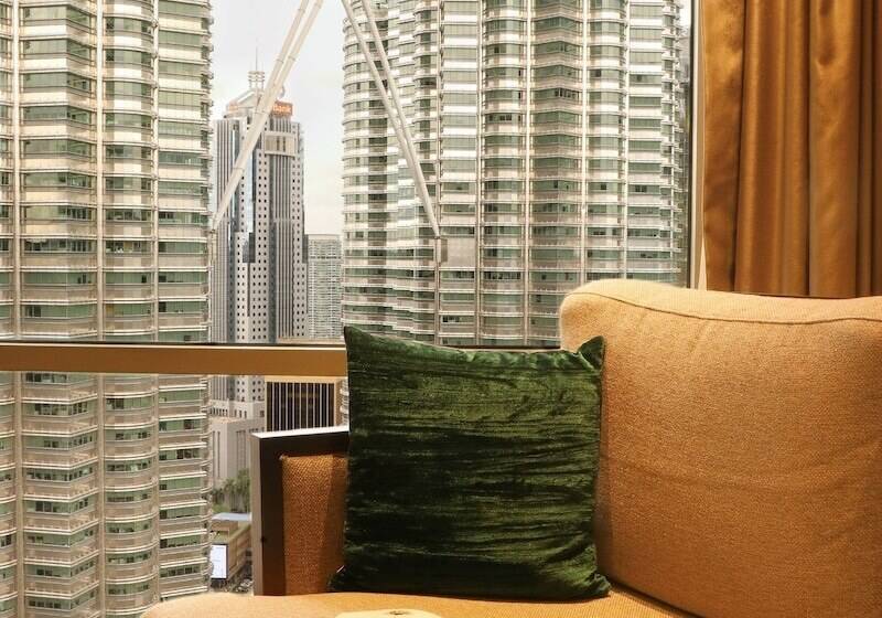 اتاق کلوب با چشم‌انداز, Mandarin Oriental Kuala Lumpur