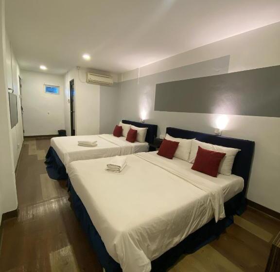家庭间, V Hotel Johor Bahru