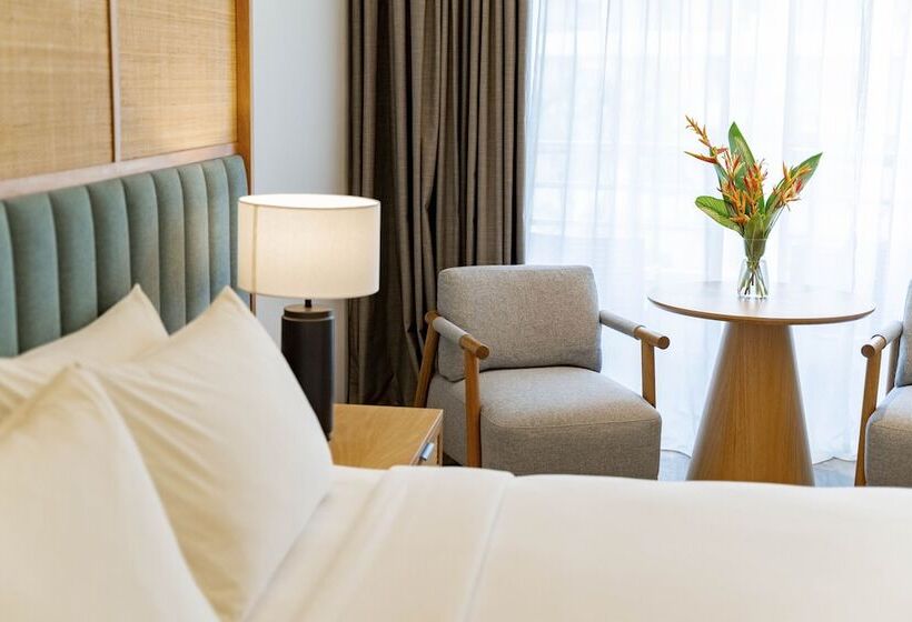 سوئیت اجرایی با چشم‌انداز دریا, Swissgarden Beach Resort Kuantan