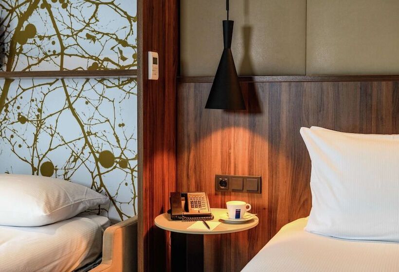 Deluxe Room, Doubletree By Hilton Royal Parc Soestduinen