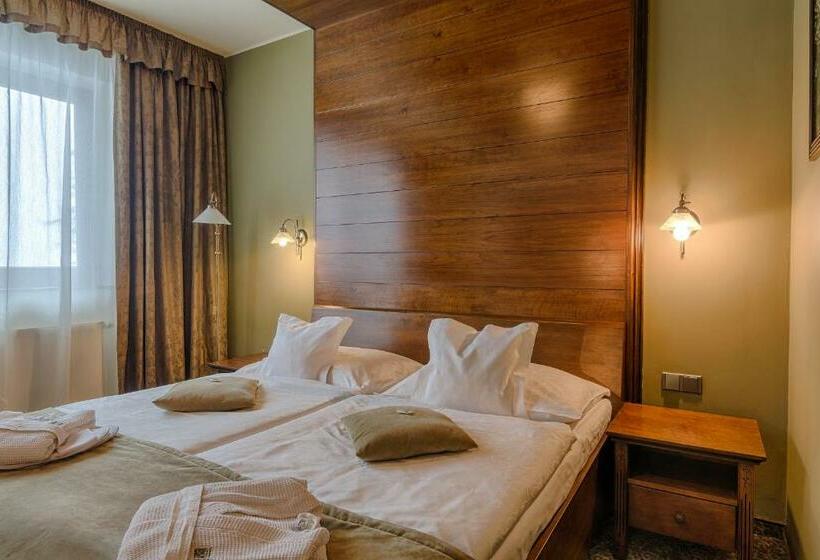 Классический Номер, Aplend Wellness Hotel Borovica
