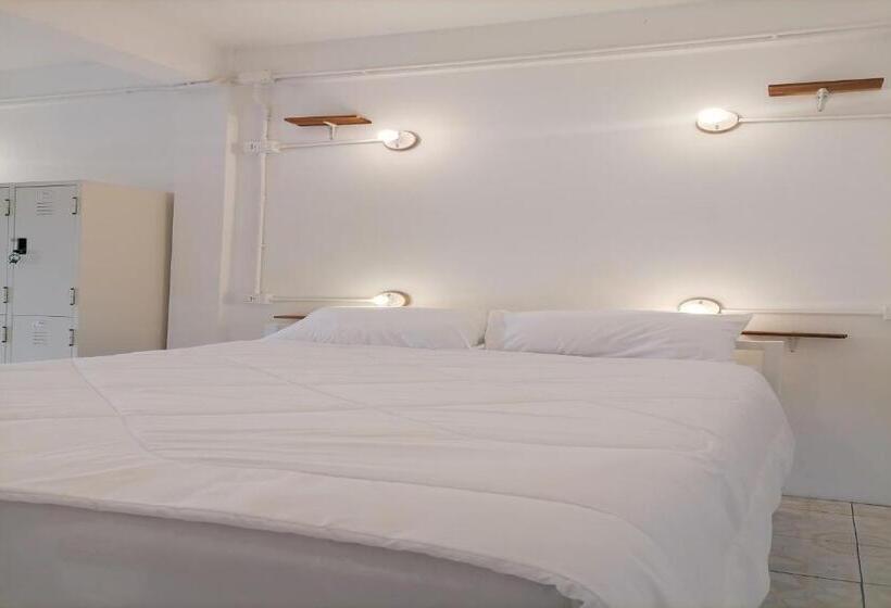 اتاق استاندارد با سرویس بهداشتی مشترک, 8 Sleeper Street Guesthouse