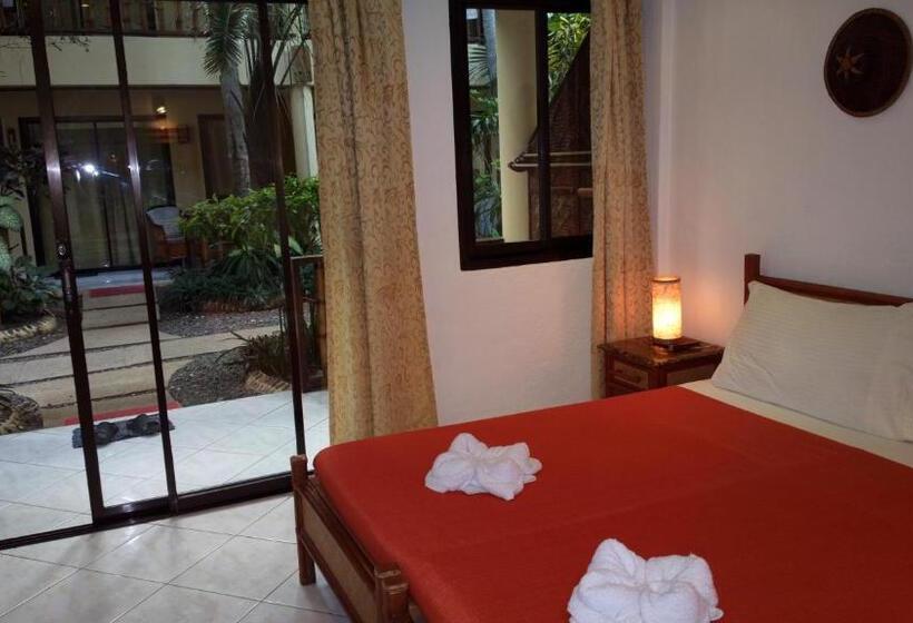 디럭스 룸, Alona Vida Beach Resort