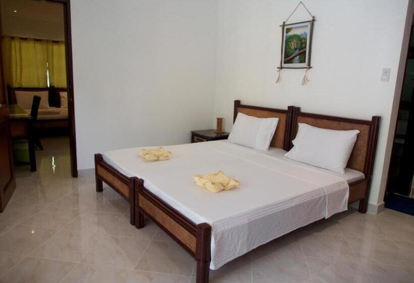 패밀리 룸, Alona Vida Beach Resort