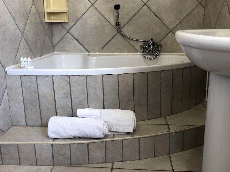 Шале 1 Спальня, Outeniquabosch Lodge