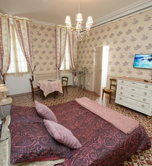 اتاق لوکس, B&b La Petite Saunerie