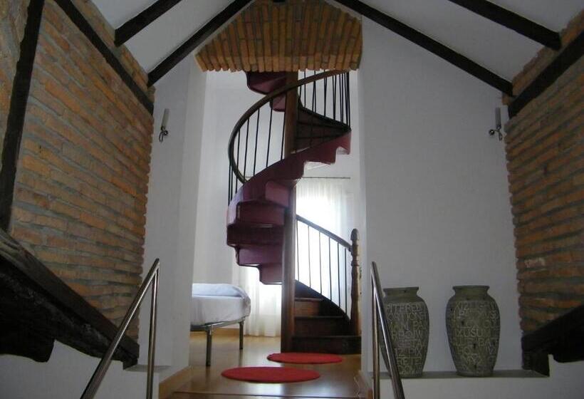 Люкс Повышенной Комфортности, Posada Giraldilla